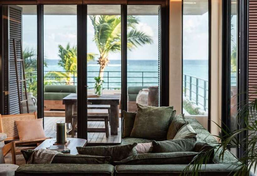 Bespoke, Member Of Small Luxury Hotels