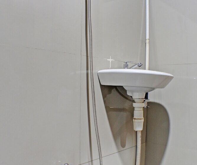 Capital O 92681 Randu Mas Hotel & Resort Taman Purbakala