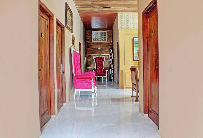 Capital O 92681 Randu Mas Hotel & Resort Taman Purbakala