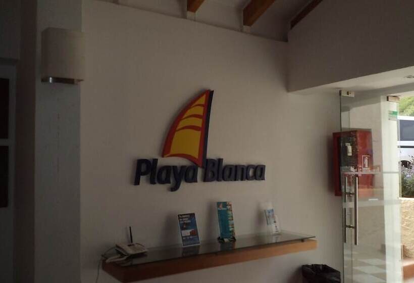 Club Playa Blanca