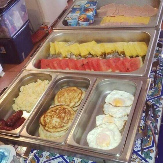 Contadora Island Inn B&b