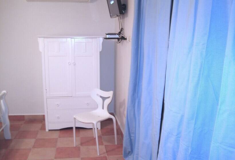 Contadora Island Inn B&b