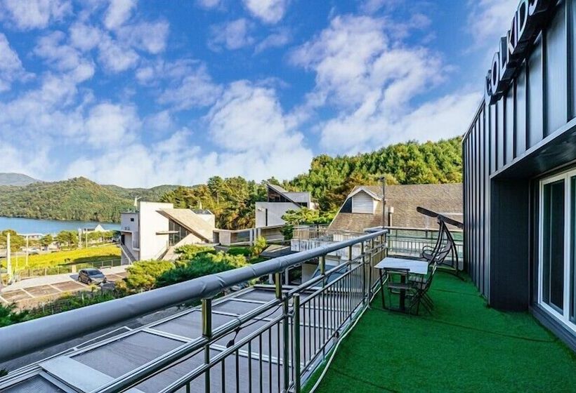 Ello-el Kids Pool Villa Pension