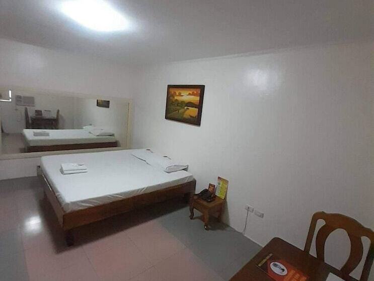 Evita Hotel Bacoor By Oyo