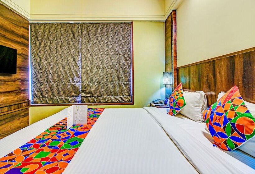 Fabhotel Crawford Inn