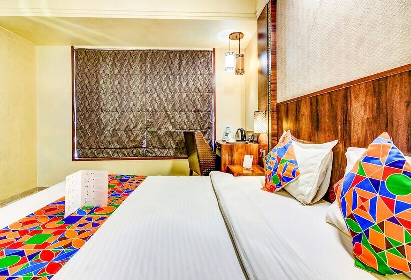 Fabhotel Crawford Inn