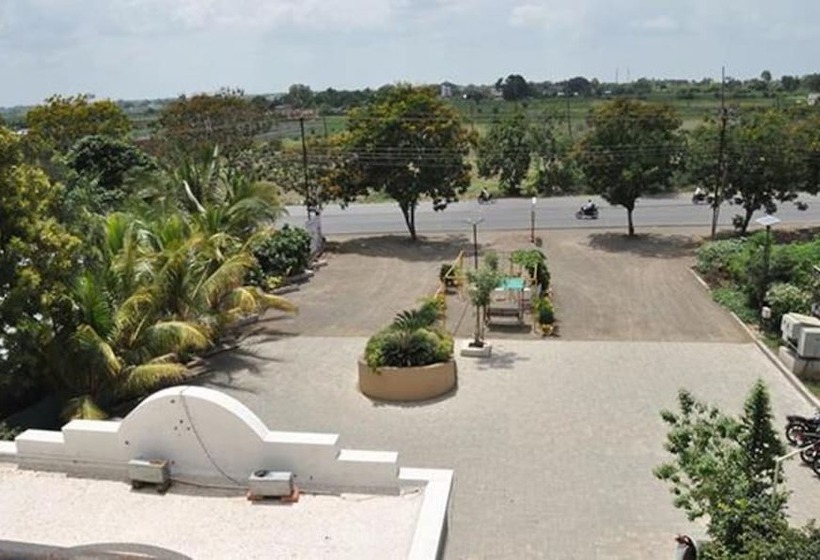 Fabhotel Prime Kbs Grand