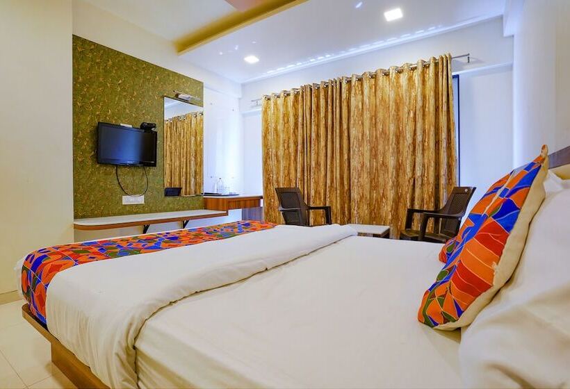 Fabhotel Ramjis Residency