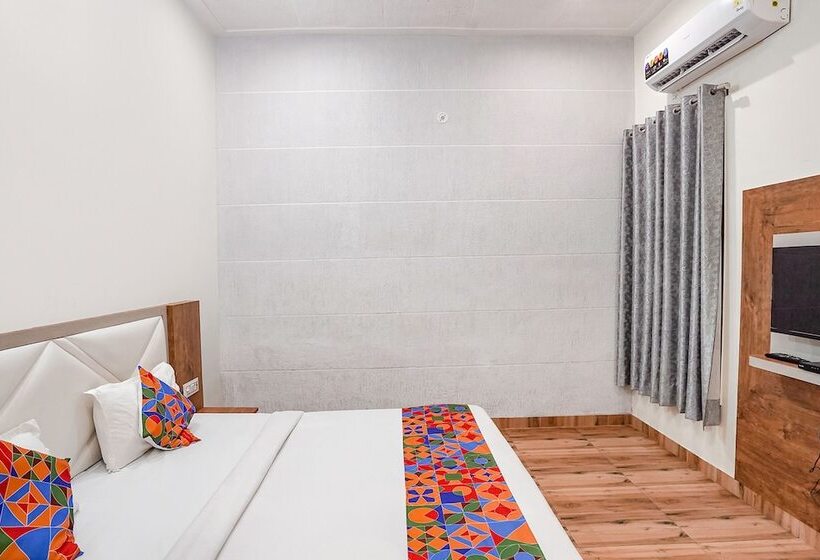 Fabhotel Sirtaj Suits