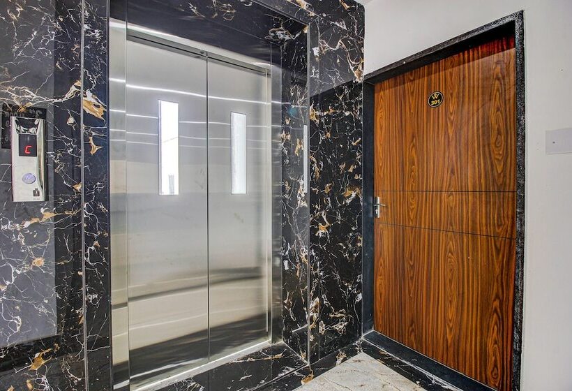 Fabhotel W Grand Suites