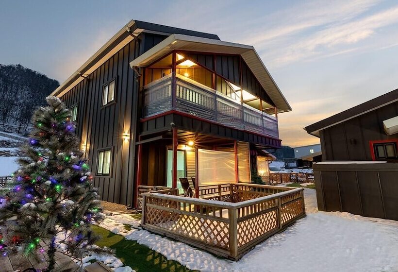 Gapyeong Walkingoncloud Pension & Glamping