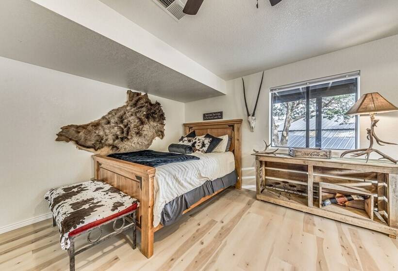 High Rolls Cabin W/ Decks: 11 Mi To Ski Cloudcroft