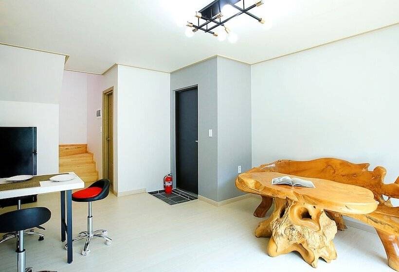 Hongcheon Stone Brown Pension