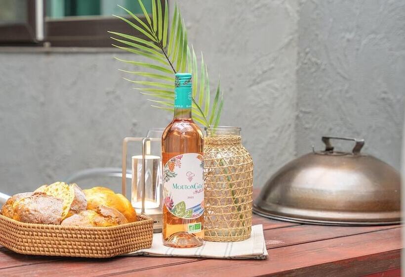 Hongcheon Stone Brown Pension