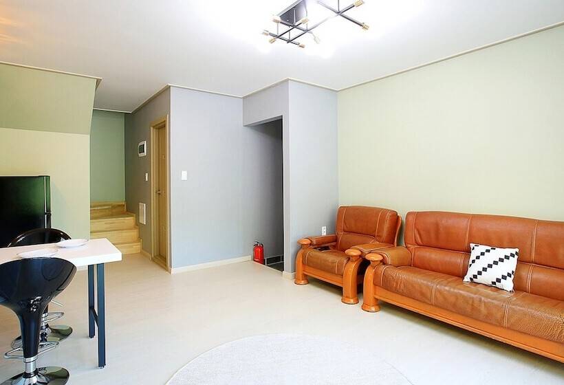 Hongcheon Stone Brown Pension