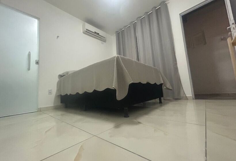 فندق فئة نجمة واحدة Pousada Girassol Genipabú