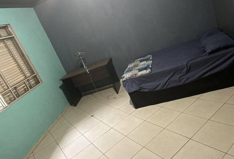 여관 Morada Marista