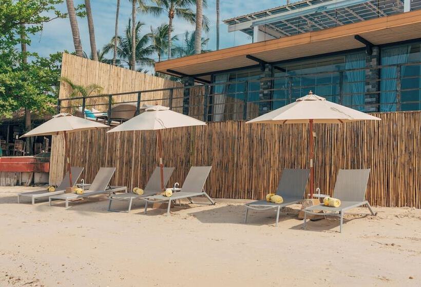 簡易ホテル Sea&sky Luxury Absolute Beachfront Villa