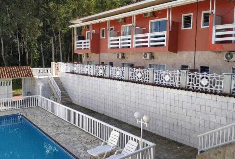 簡易ホテル Suites Ubatuba Praia Da Lagoinha