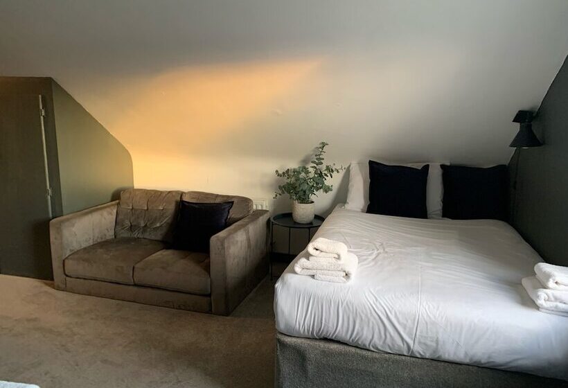 פונדק The Lamplight Wines