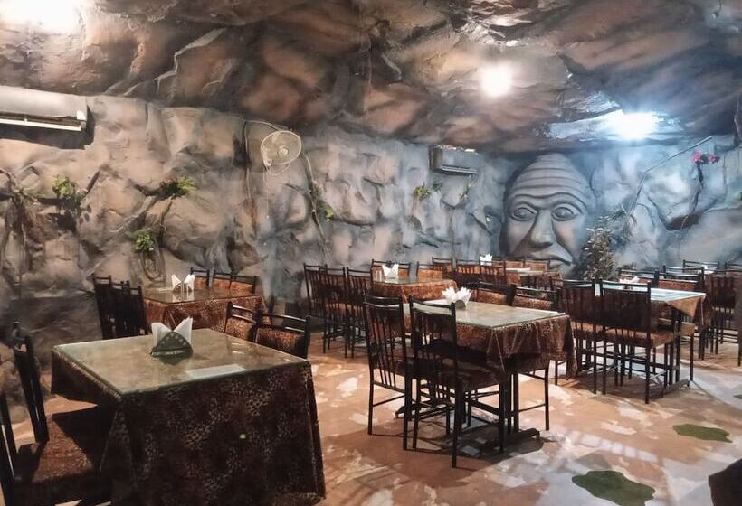 בית מלון כפרי Bandipura Khans Resort