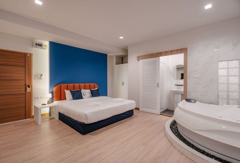 호텔 Blue Rabbit Phuket