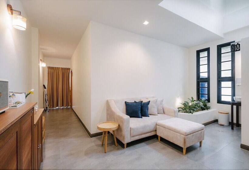 호텔 Blue Rabbit Phuket