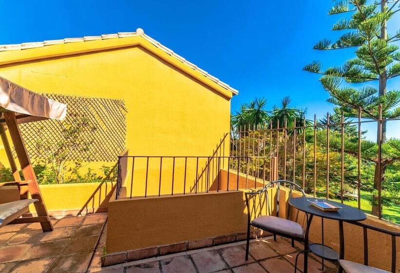 ホテル Boutique Al-ana Marbella