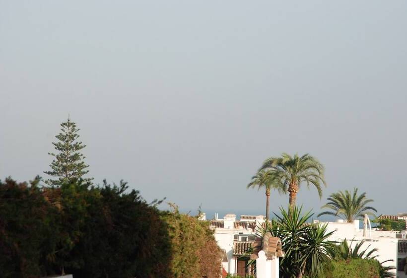 ホテル Boutique Al-ana Marbella
