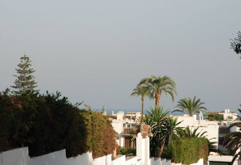 ホテル Boutique Al-ana Marbella