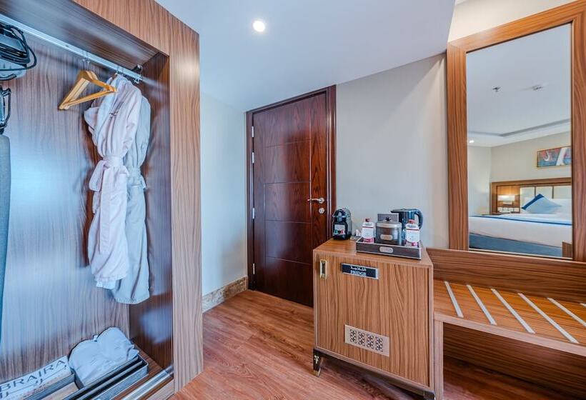 ホテル Braira Al Jubail