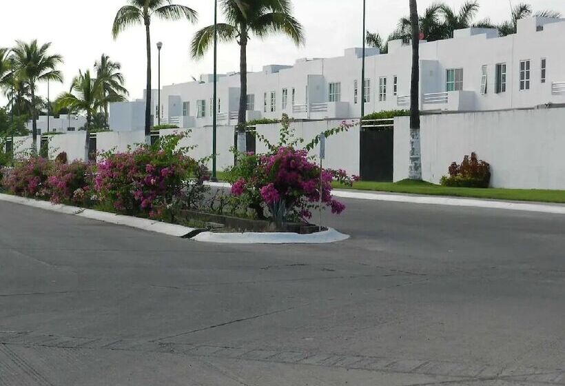 ホテル Casa Ceiba By Trvl2hm