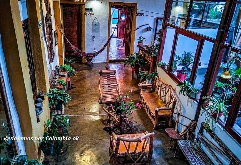 فندق Casa Tarza San Agustín