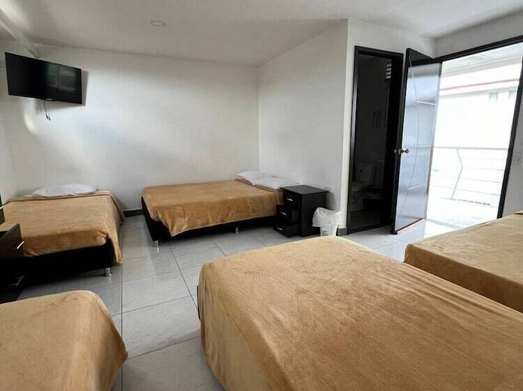 فندق Castillo Del Toro