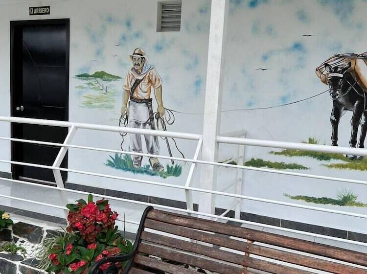 فندق Castillo Del Toro