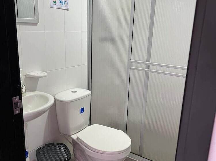 فندق Castillo Del Toro