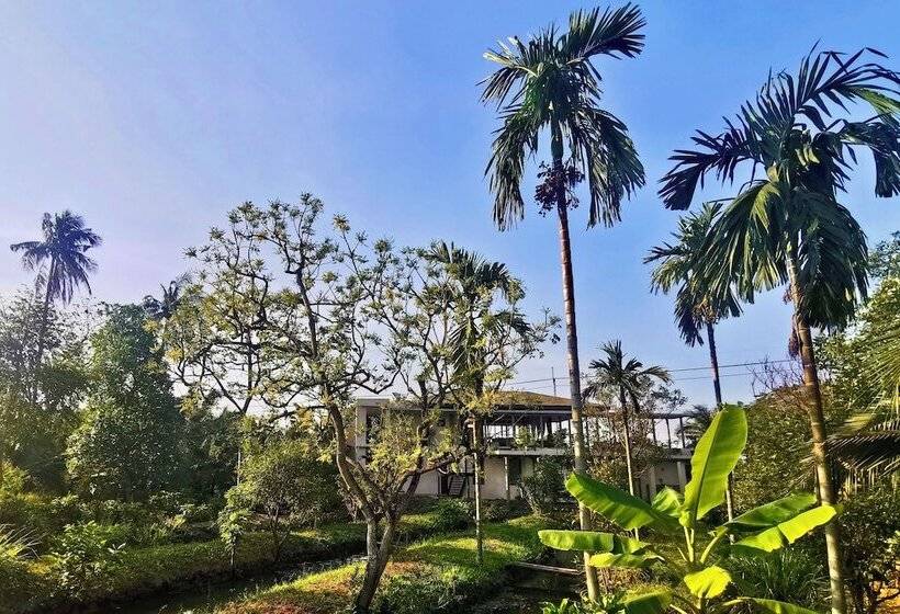 בית מלון כפרי Coconut Lane Bangkok