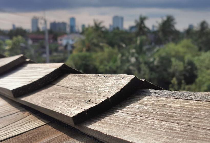 בית מלון כפרי Coconut Lane Bangkok