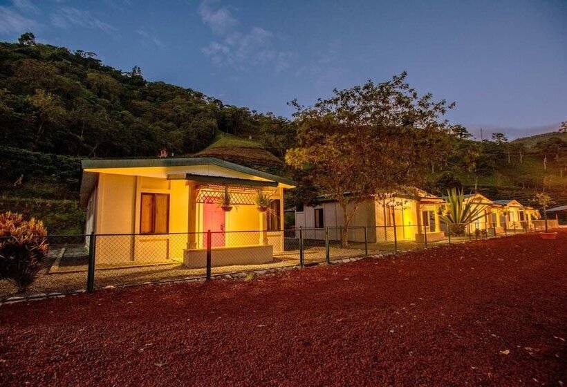 هتل Coffee Pickers Village By Hacienda Orosi