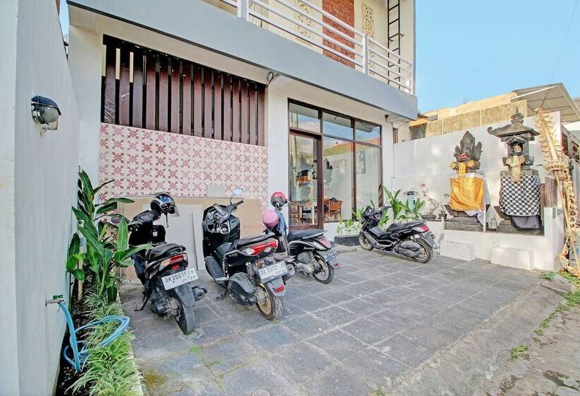 בית מלון כפרי Collection O 93004 Double D Guest House