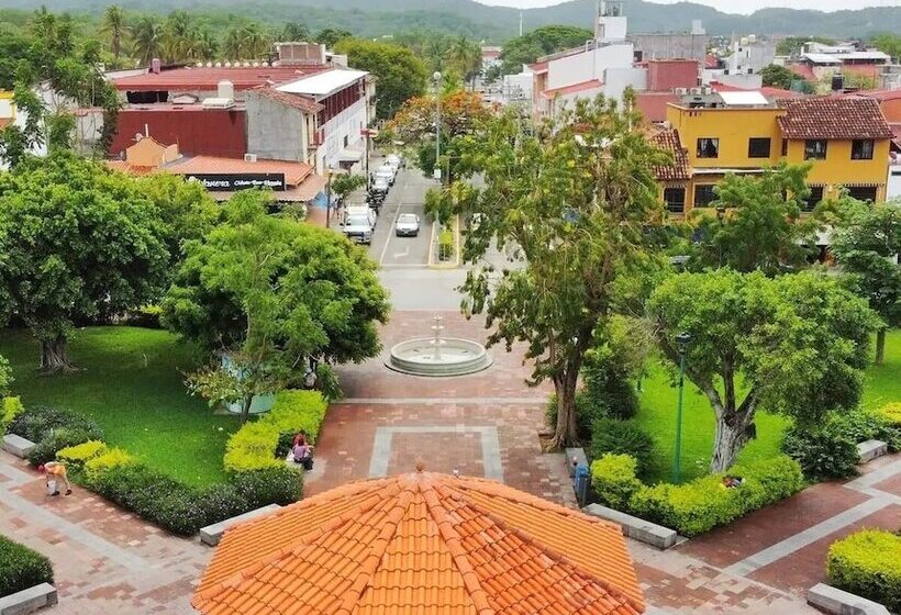 هتل Condo Mangos By Trvl2hm