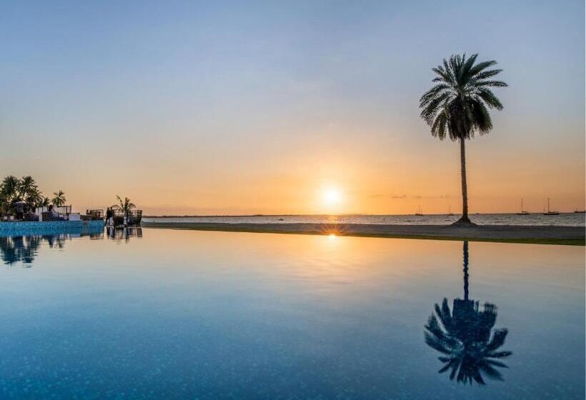 فندق Crowne Plaza Fiji Nadi Bay Resort & Spa, An Ihg