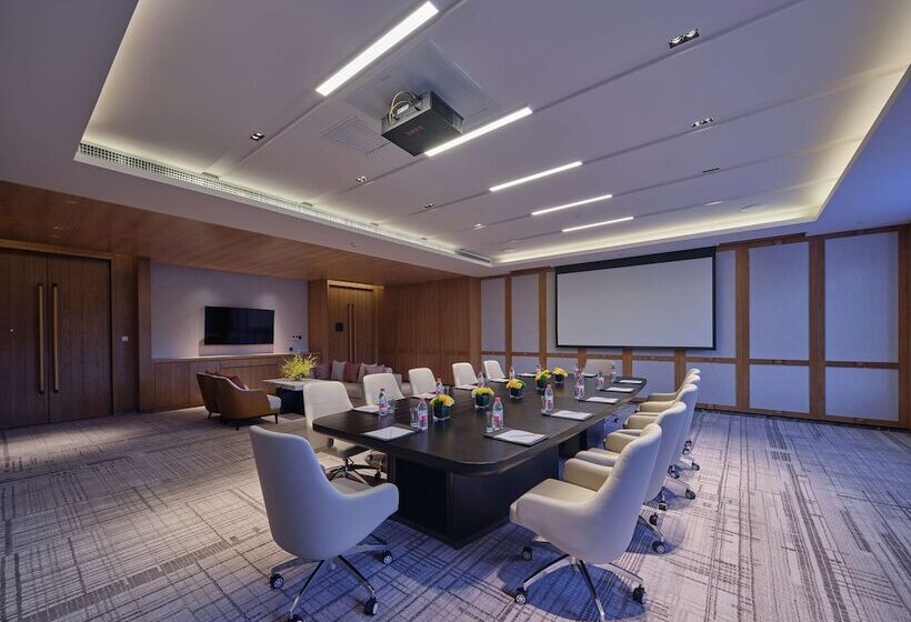 בית מלון כפרי Doubletree By Hilton Changbaishan Hot Spring