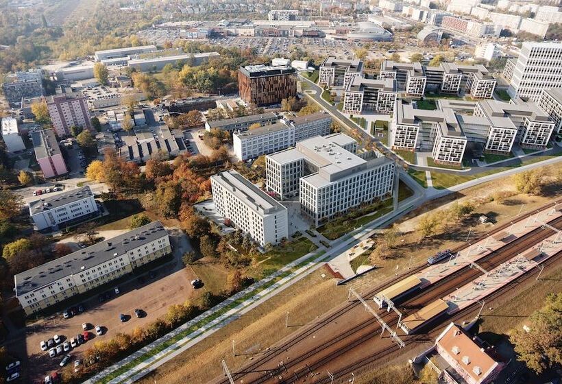 فندق Element Wroclaw