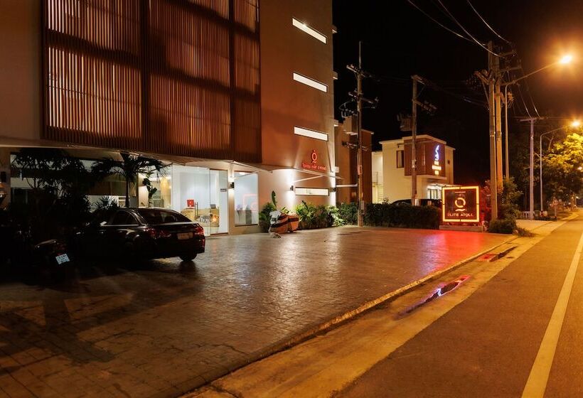 בית מלון כפרי Elite Atoll Beachfront