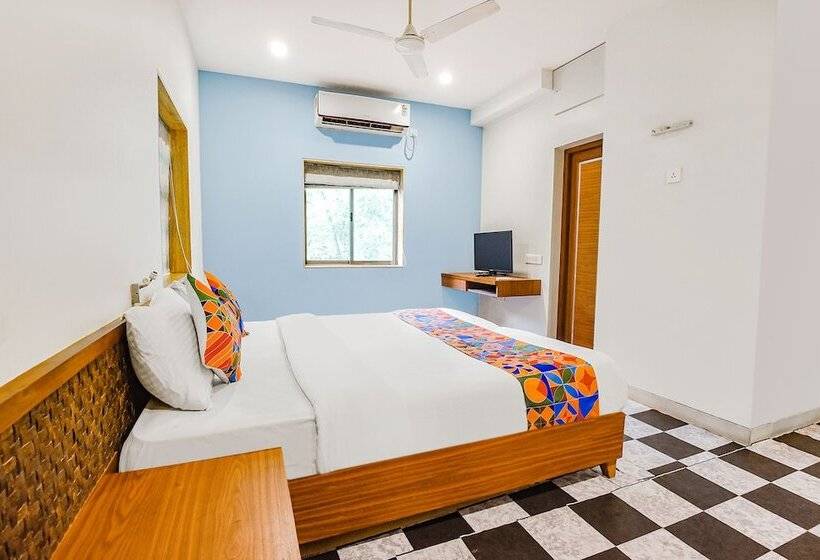 فندق Fabexpress Coco Goa Resort With Pool, Arpora