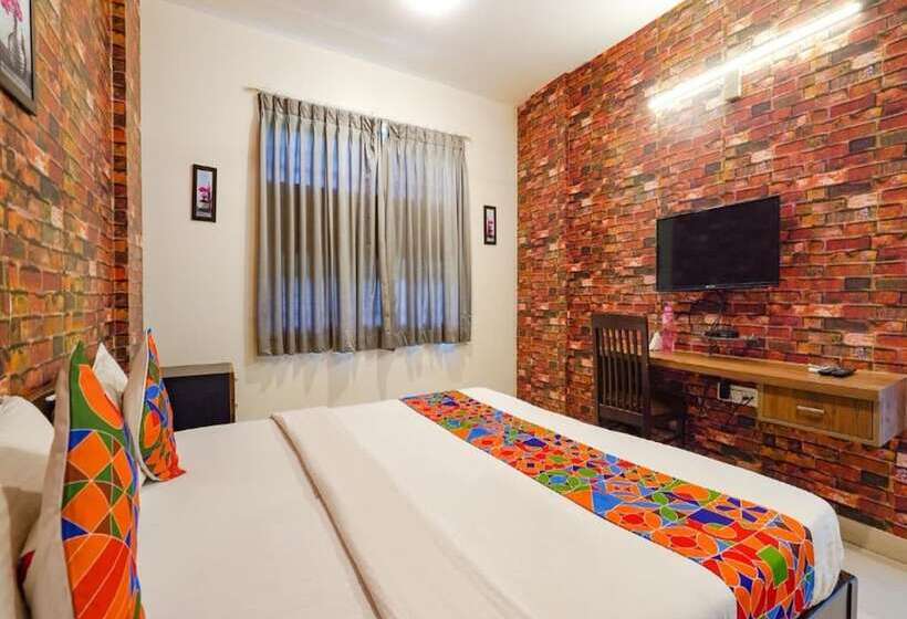 ホテル Fabexpress Kings Suites Hrbr Layout