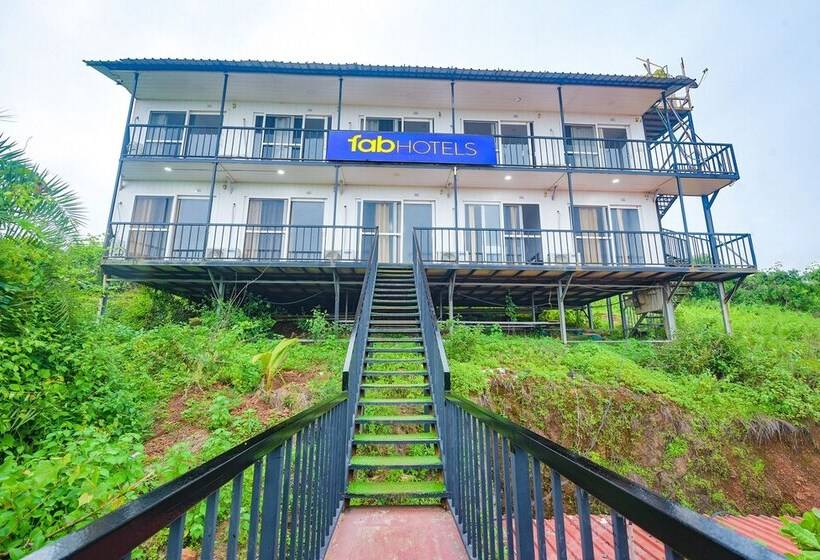 فندق Fabexpress Vincy Place, Mandrem Beach