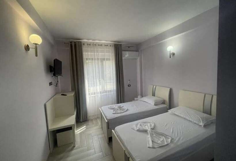 בית מלון כפרי Ferrara