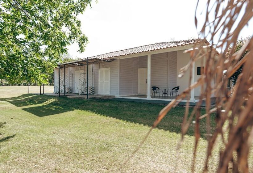 هتل Finca Del Sacramento